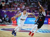 PG模拟器-东契奇连续五场比赛得分超过赛况扑朔迷离，雄鹿挑战极限！的简单介绍